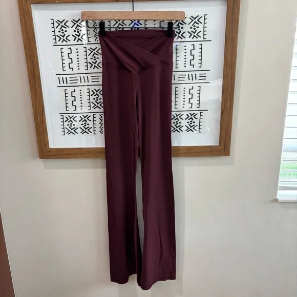 Aerie OFFLINE Real Me Flare - Picture 1 of 5